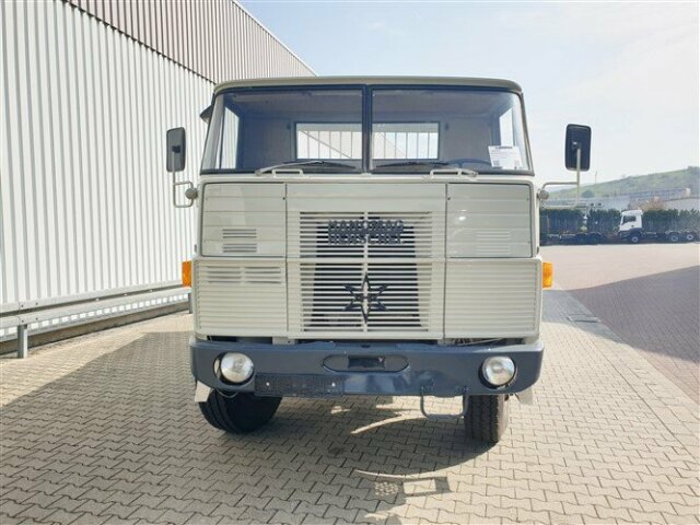 Henschel Andere