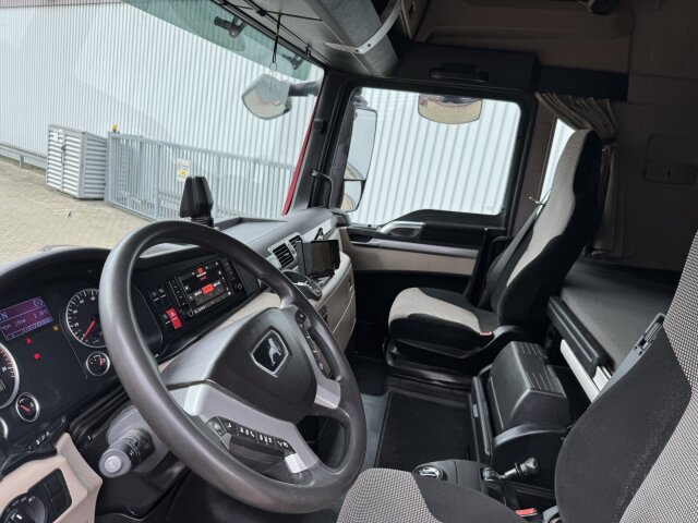 MAN TGX