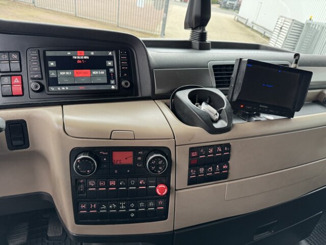 MAN TGX