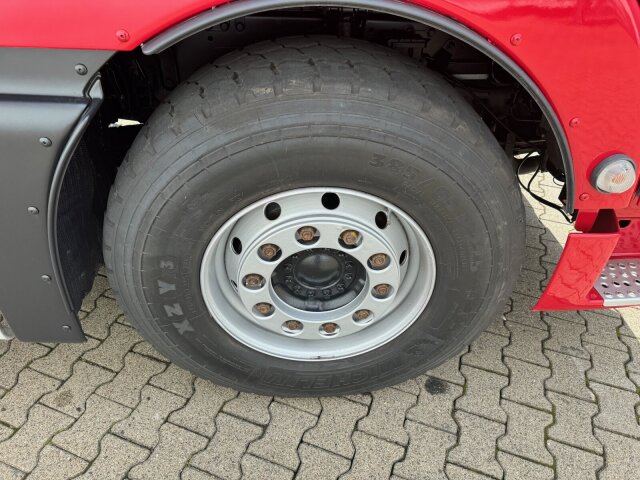 MAN TGX