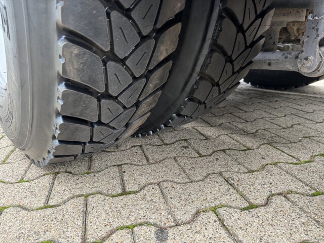 MAN TGX