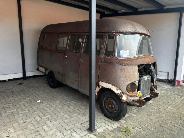 Mercedes-Benz 319