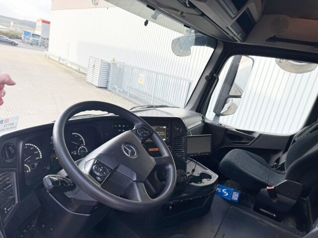 Mercedes-Benz Arocs