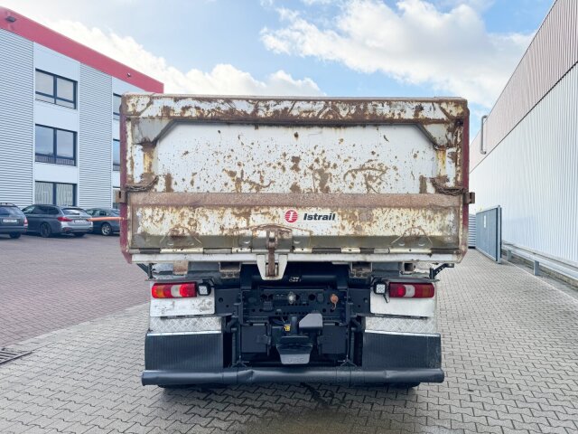 Mercedes-Benz Arocs