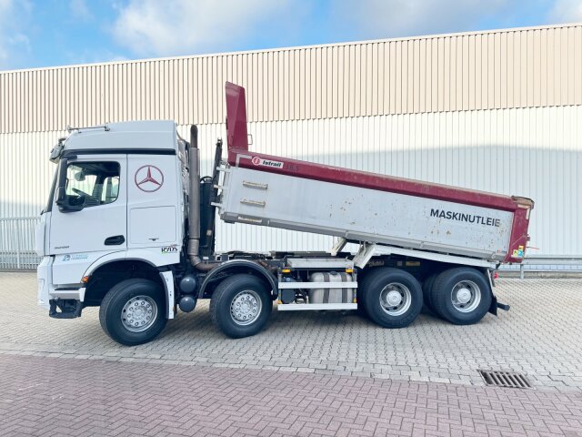Mercedes-Benz Arocs