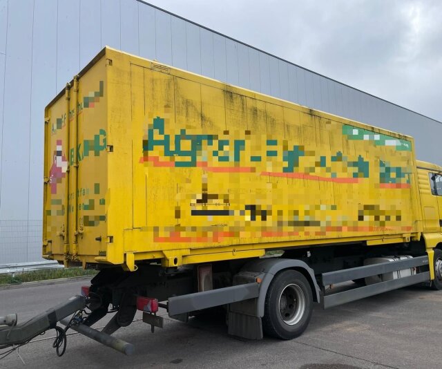 -Wechselbrücke Koffer mit Flügeltüren