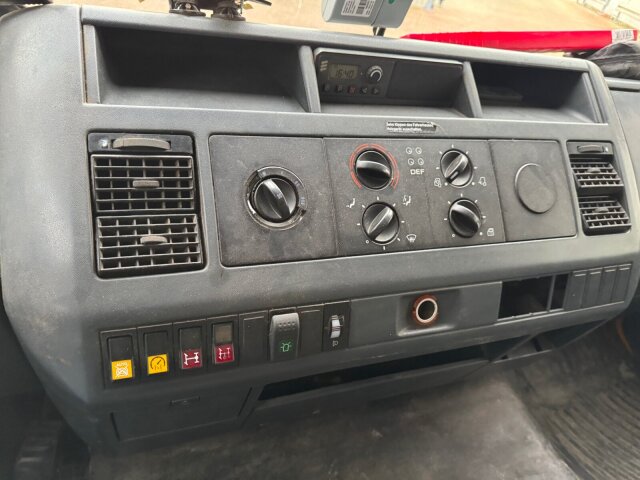 MAN L2000