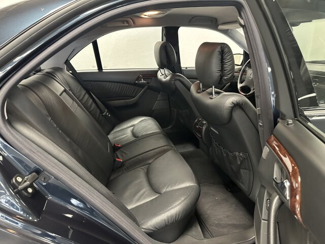 Mercedes-Benz S 500