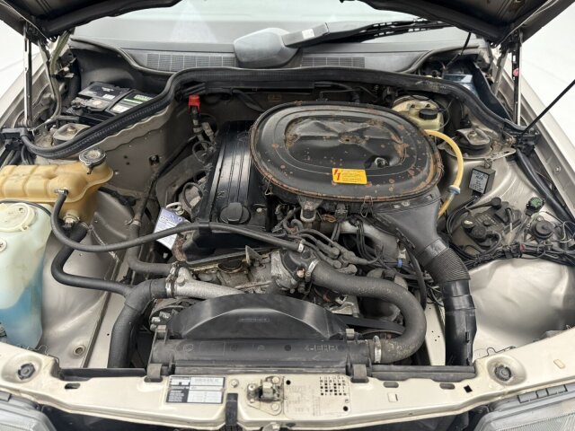 Mercedes-Benz 190 E