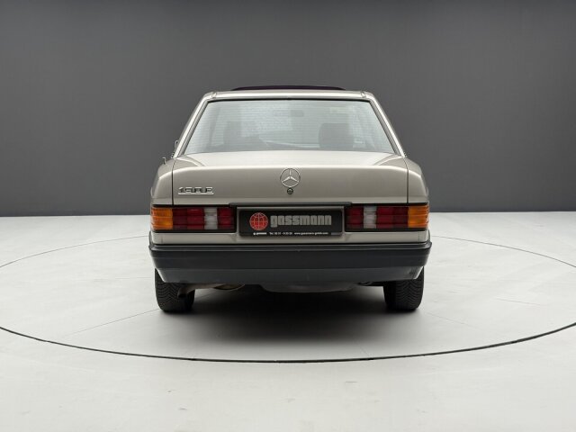 Mercedes-Benz 190 E