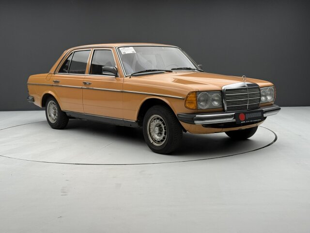 Mercedes-Benz 300