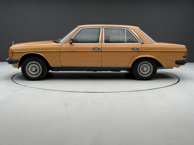 Mercedes-Benz 300