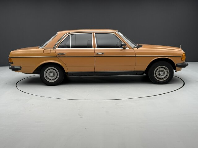 Mercedes-Benz 300