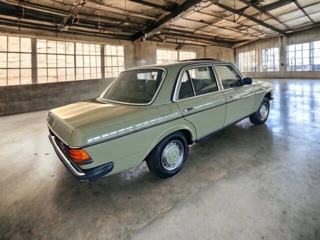 Mercedes-Benz 200