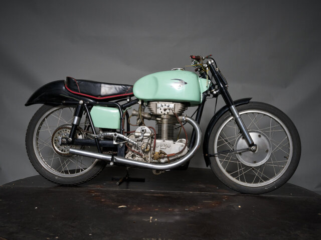 Sonstige HerstellerRota 500cc Racing Motorcycle - 1 von nur 15