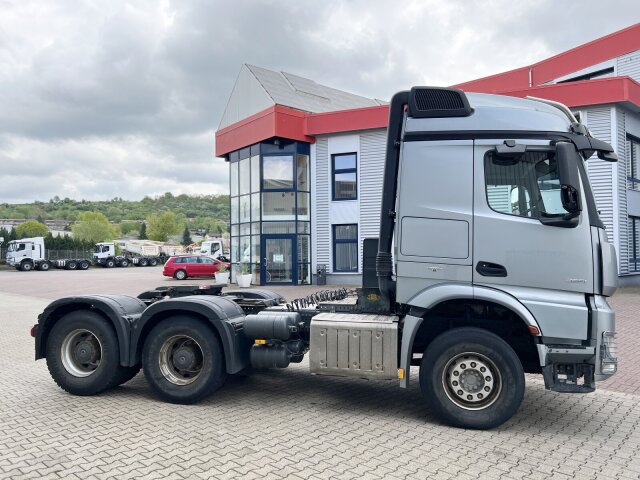 Mercedes-Benz Arocs