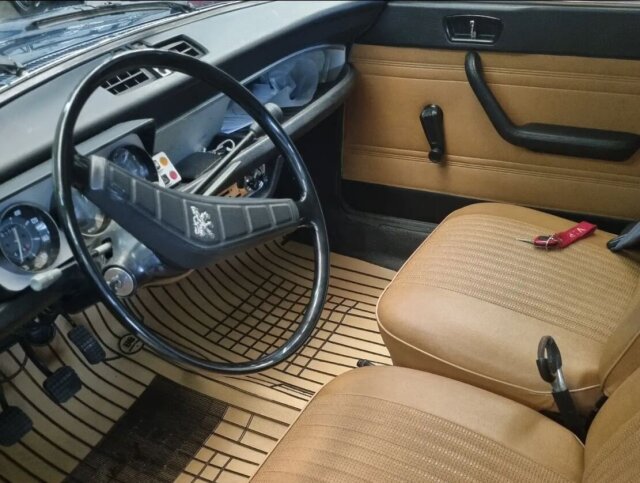 Peugeot 204