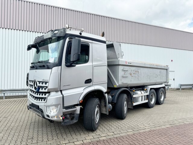 Mercedes-Benz Arocs
