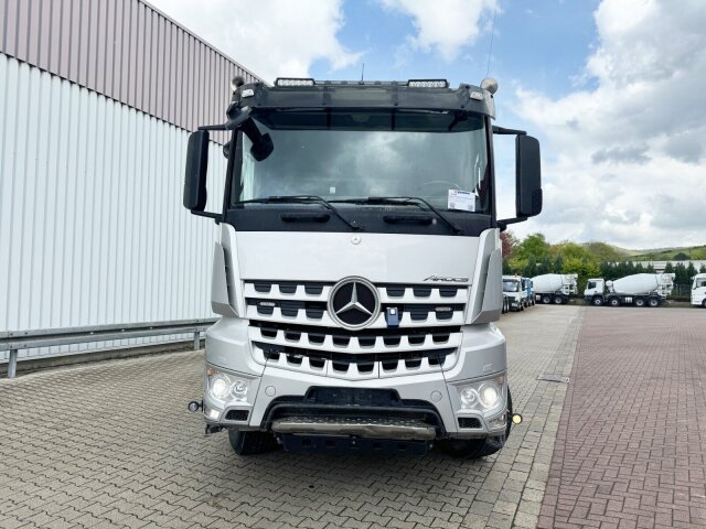 Mercedes-Benz Arocs