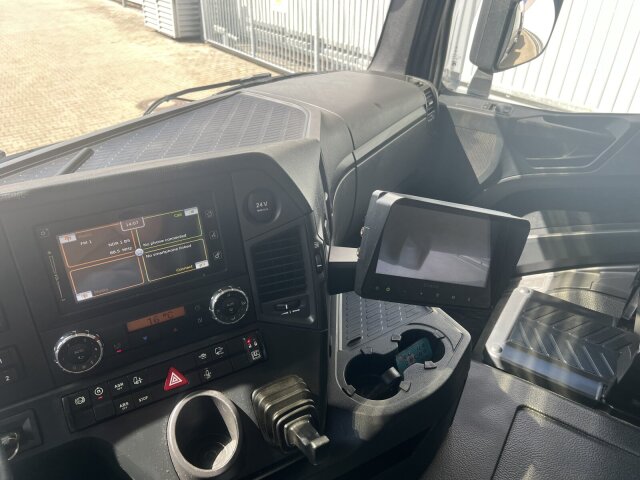 Mercedes-Benz Arocs