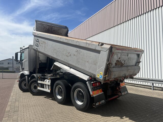 Mercedes-Benz Arocs