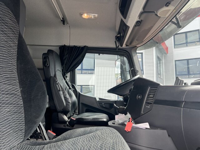 Mercedes-Benz Arocs