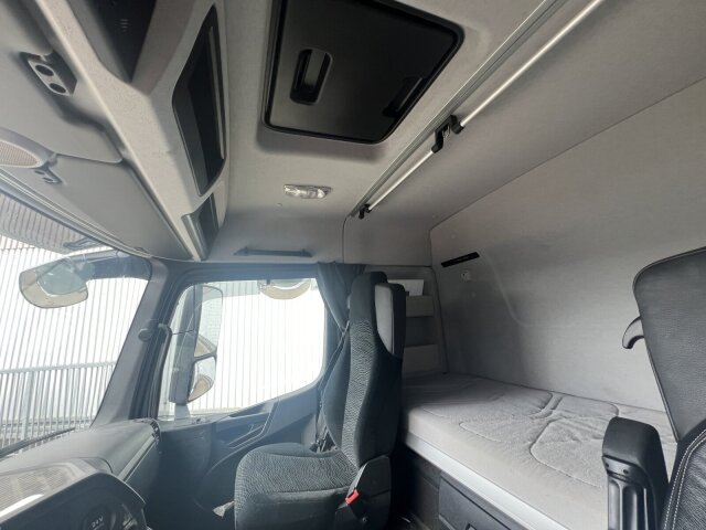 Mercedes-Benz Arocs