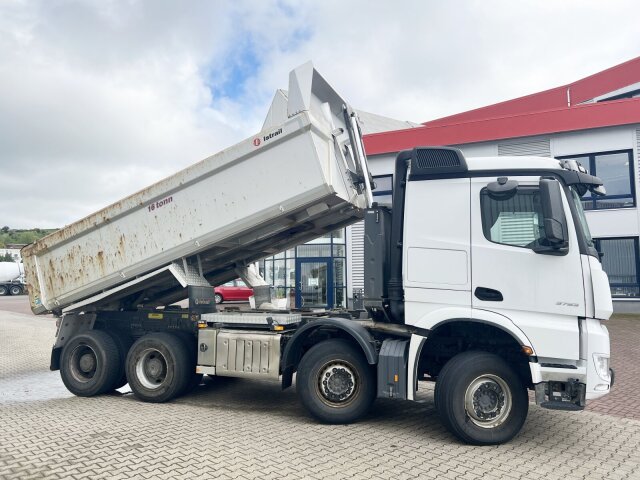 Mercedes-Benz Arocs