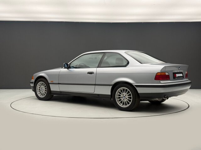 BMW 316
