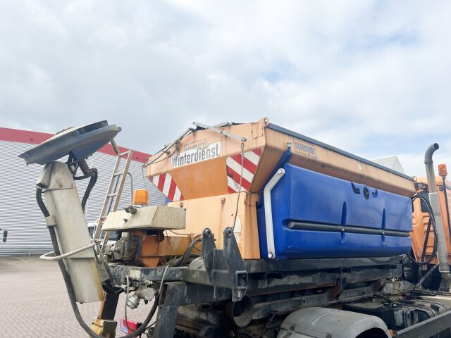SchmidtStratos S50-36 VCLN660 Salzstreuer, Abrollaufnahme