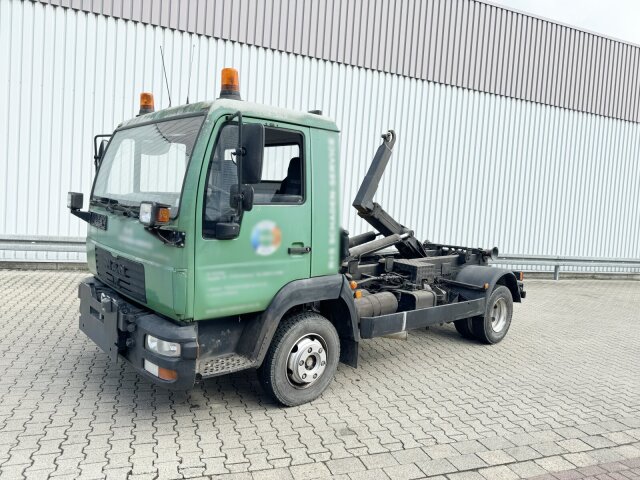 MANLE 8.150 4x2 BB, City-Abroller, Winterdienstausstattung