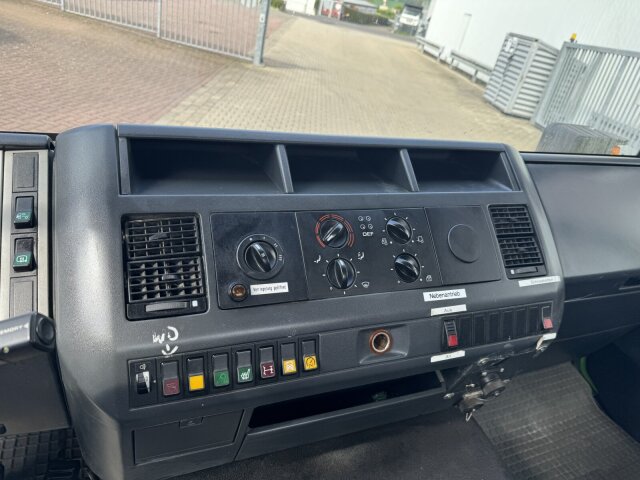 MAN L2000
