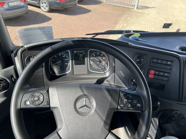 Mercedes-Benz Atego