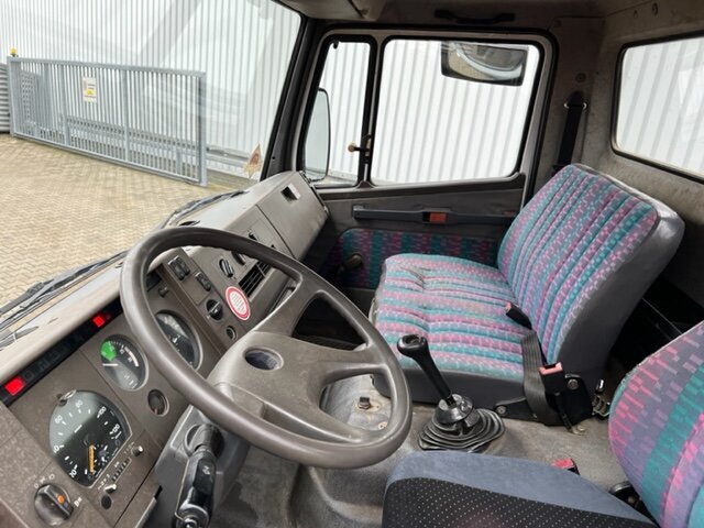 Mercedes-Benz -