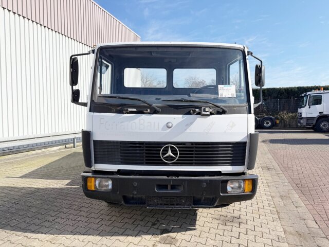 Mercedes-Benz -