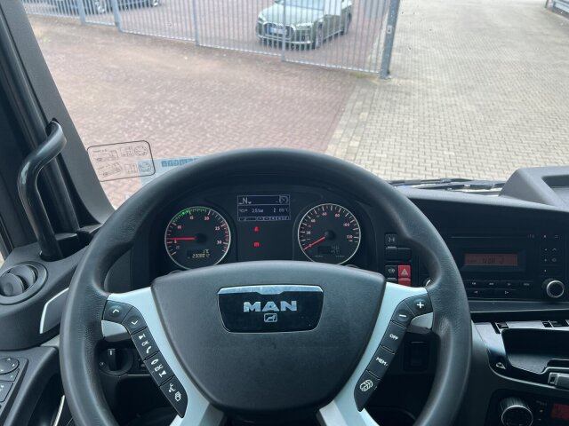 MAN TGX