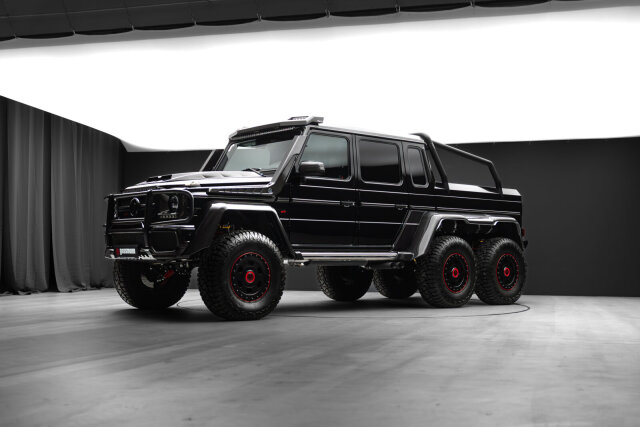 Mercedes-BenzG63 AMG - G700 6x6 Brabus - Designo Exklusiv-Paket - W463