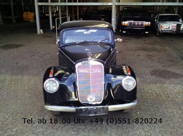 Mercedes-Benz 220