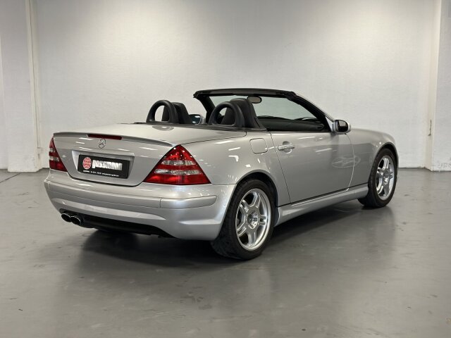 Mercedes-Benz SLK 32 AMG