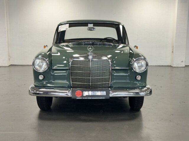 Mercedes-Benz 190
