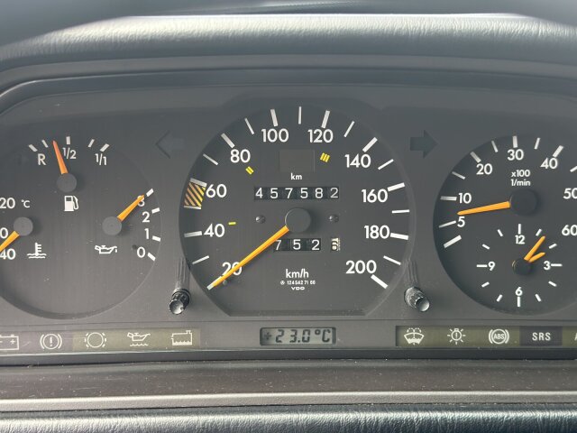 Mercedes-Benz 300