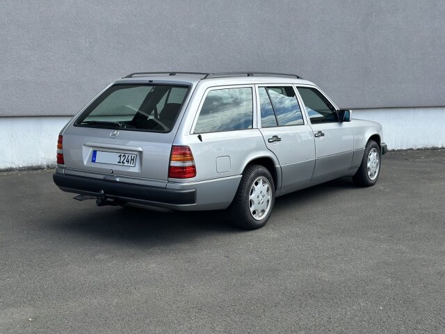 Mercedes-Benz 300