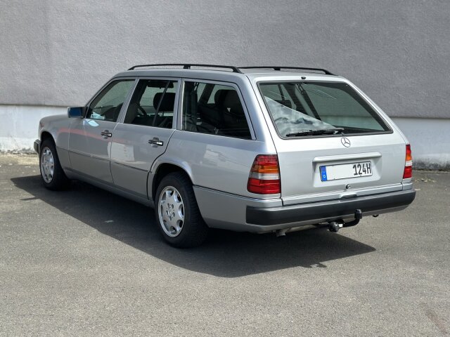 Mercedes-Benz 300