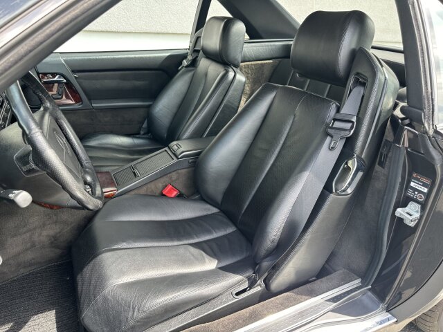 Mercedes-Benz SL 300