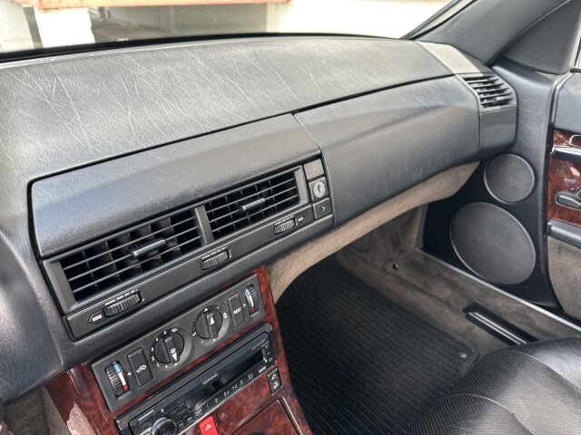 Mercedes-Benz SL 300