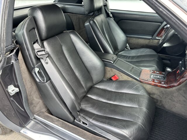Mercedes-Benz SL 300