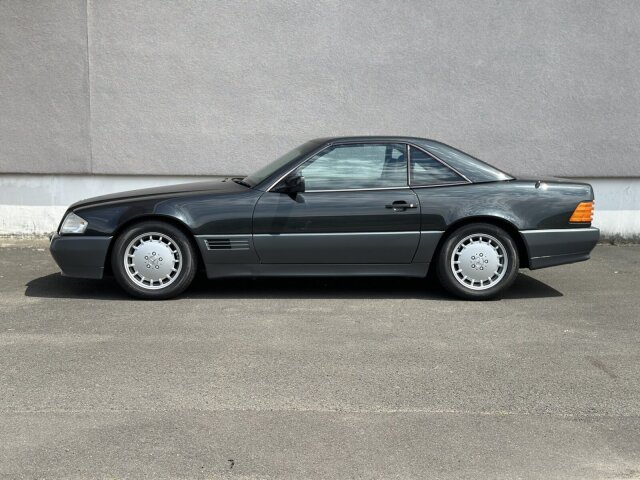 Mercedes-Benz SL 300