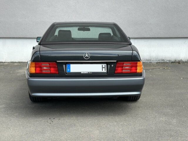 Mercedes-Benz SL 300