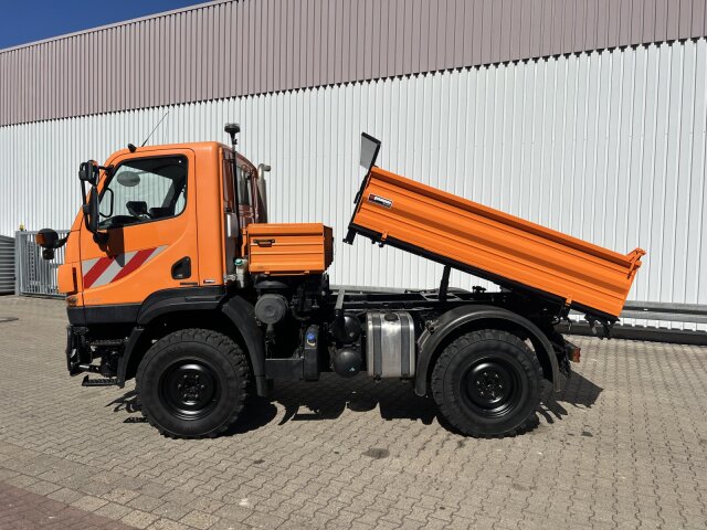 Unimog U