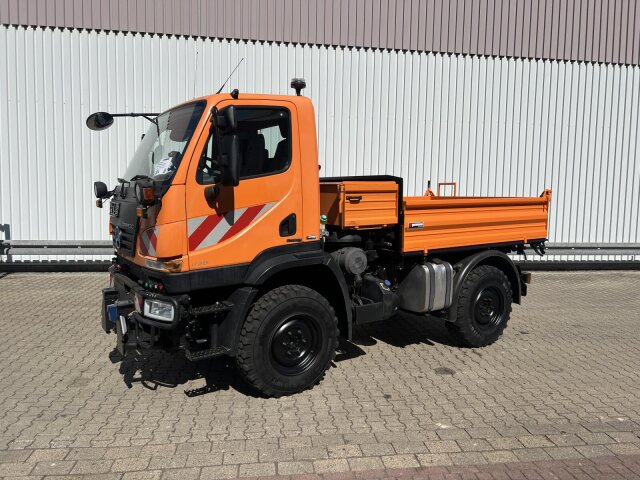 Unimog U